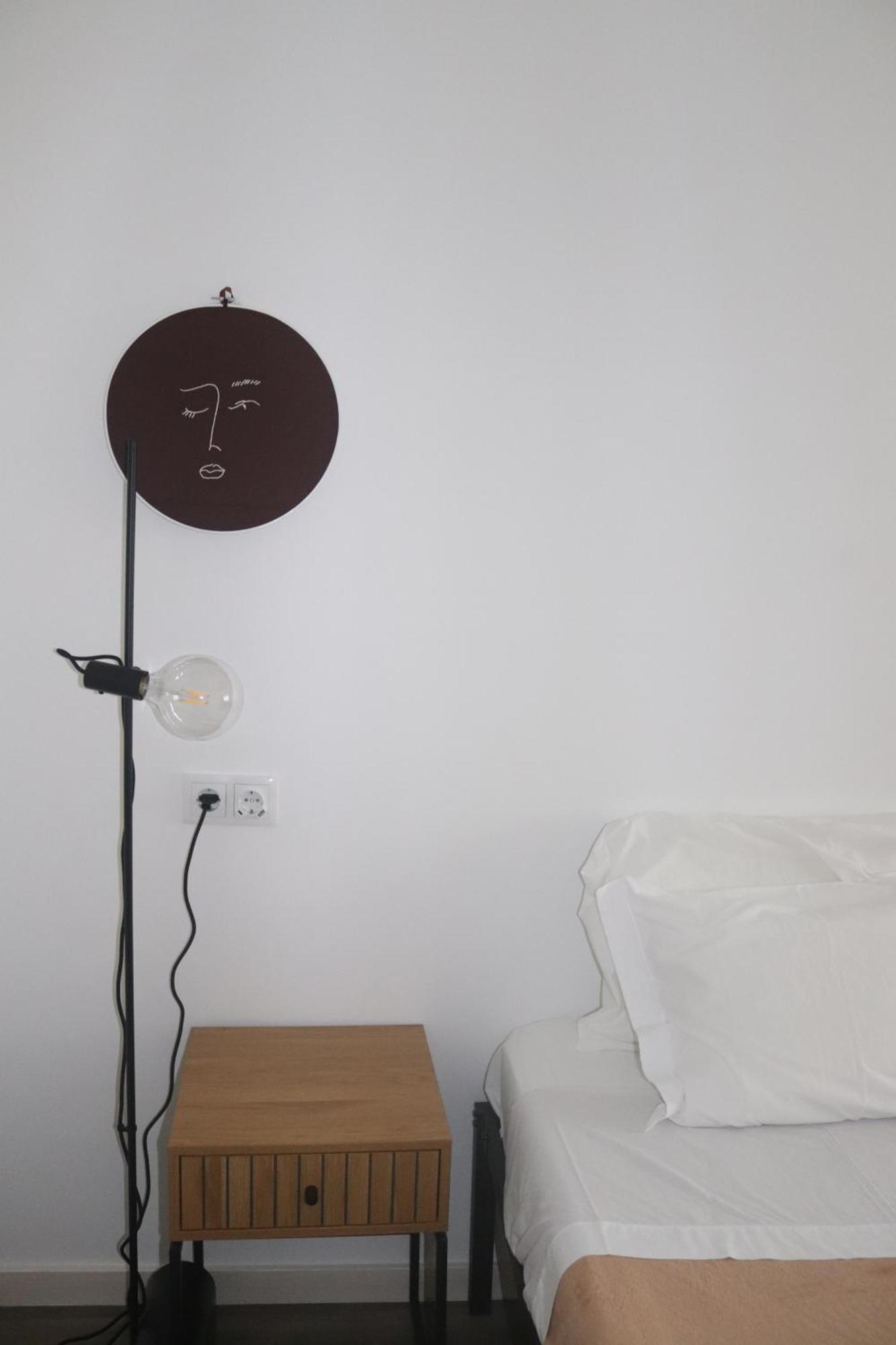 에스포센데 The Spot Ofir 호스텔 외부 사진